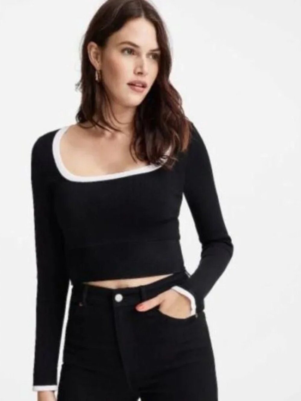 NEW Express Body Contour Contrast Tipped Cropped Sweater Black Women's XL